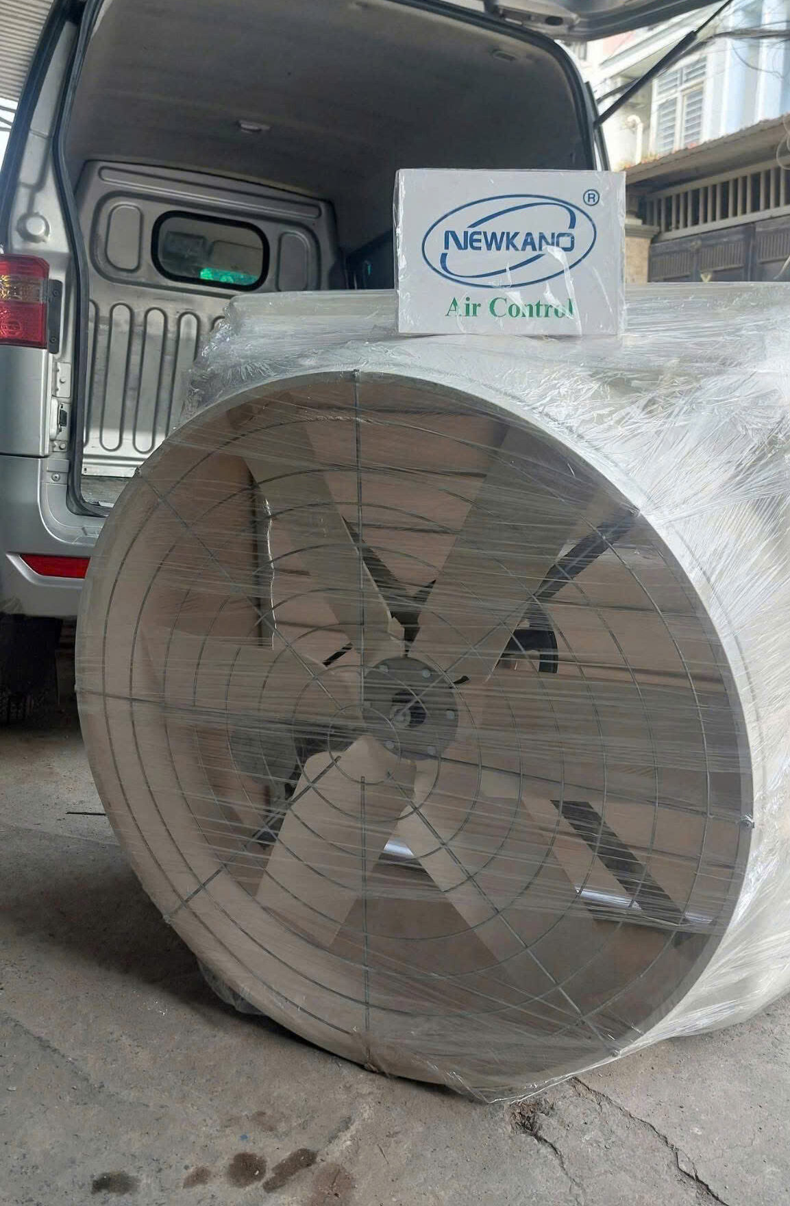 Quạt thông gió composite