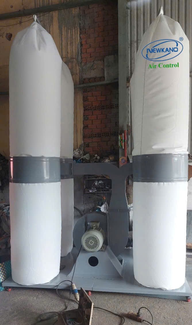 Máy hút bụi túi vải