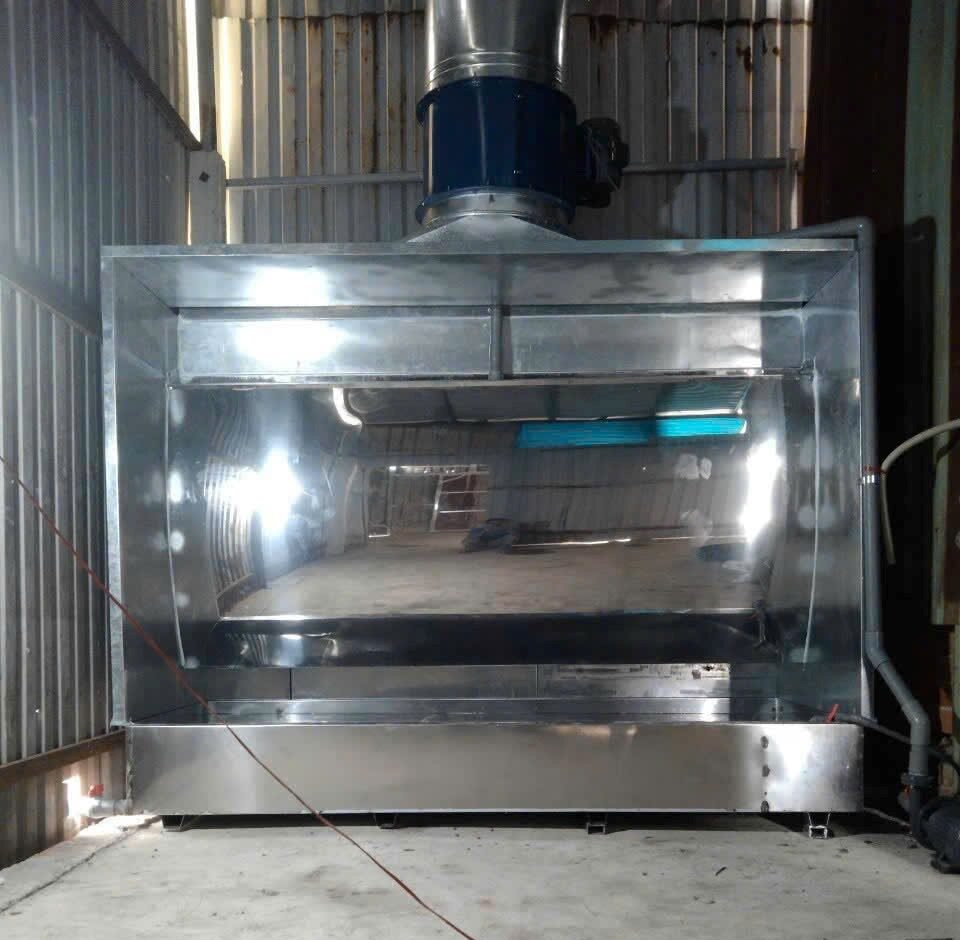 Buồng phun sơn màng nước