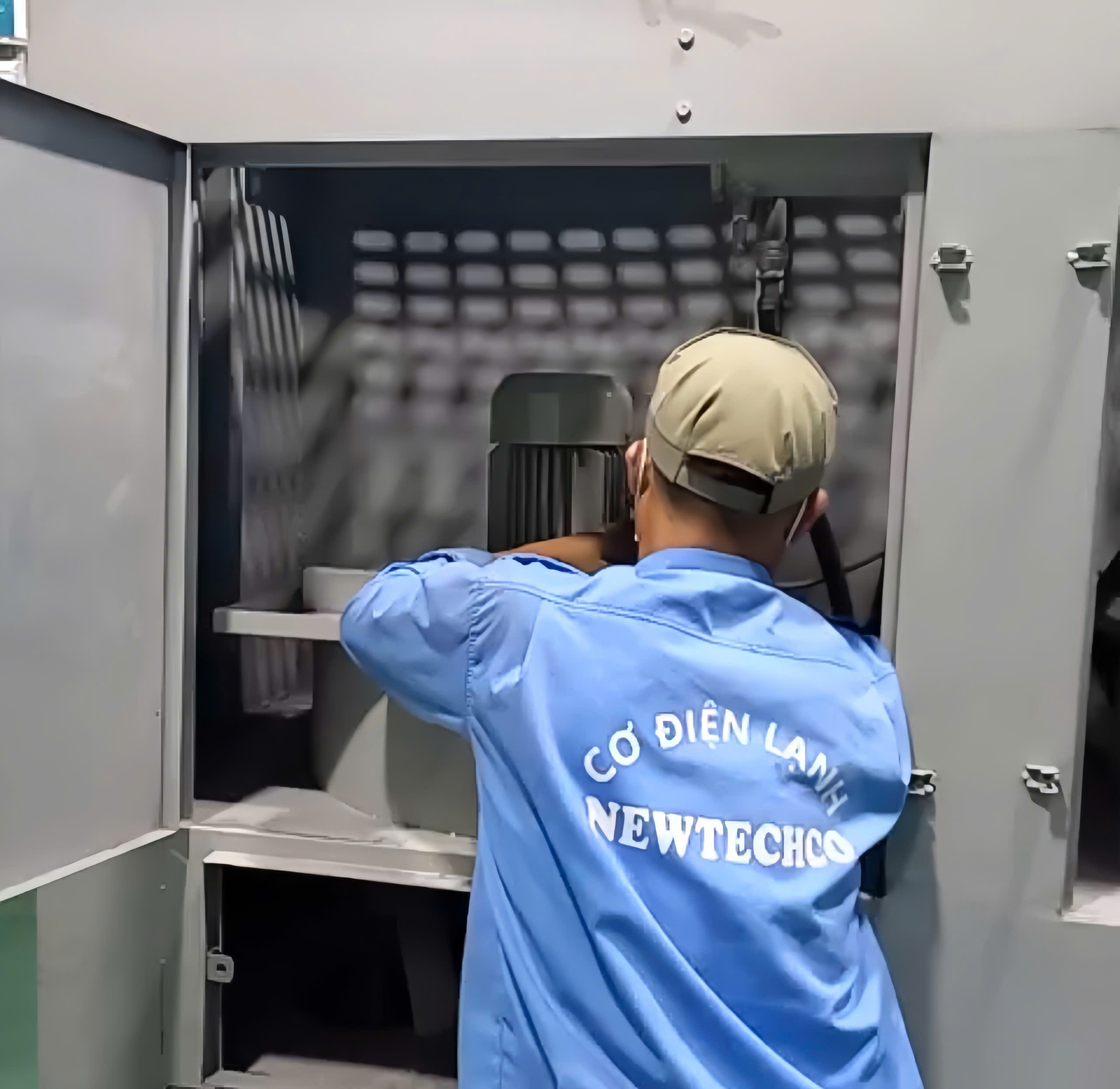 Máy hút bụi chà nhám