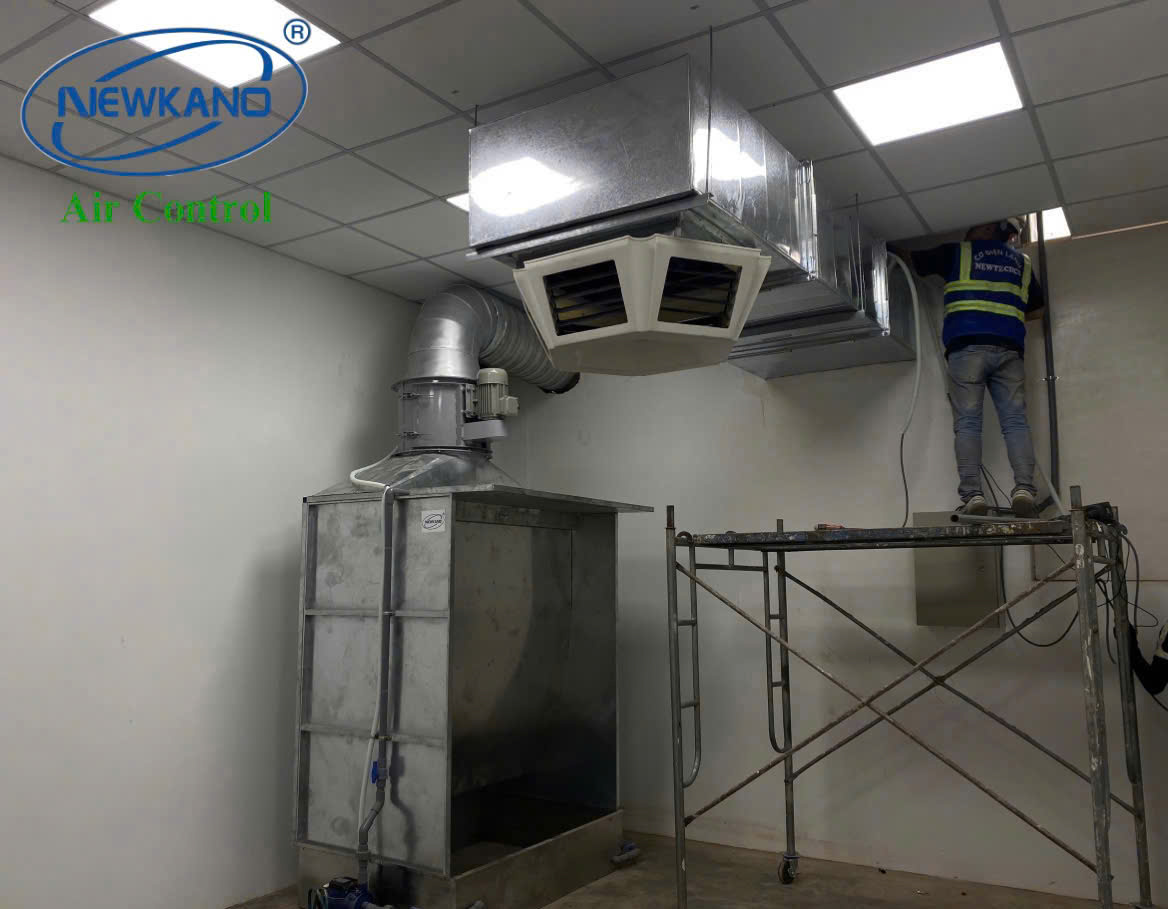 Máy hút bụi sơn màng nước