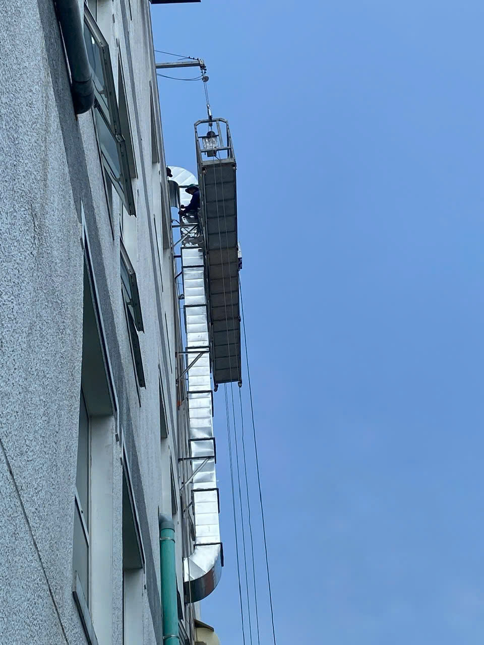 Thi công ống gió