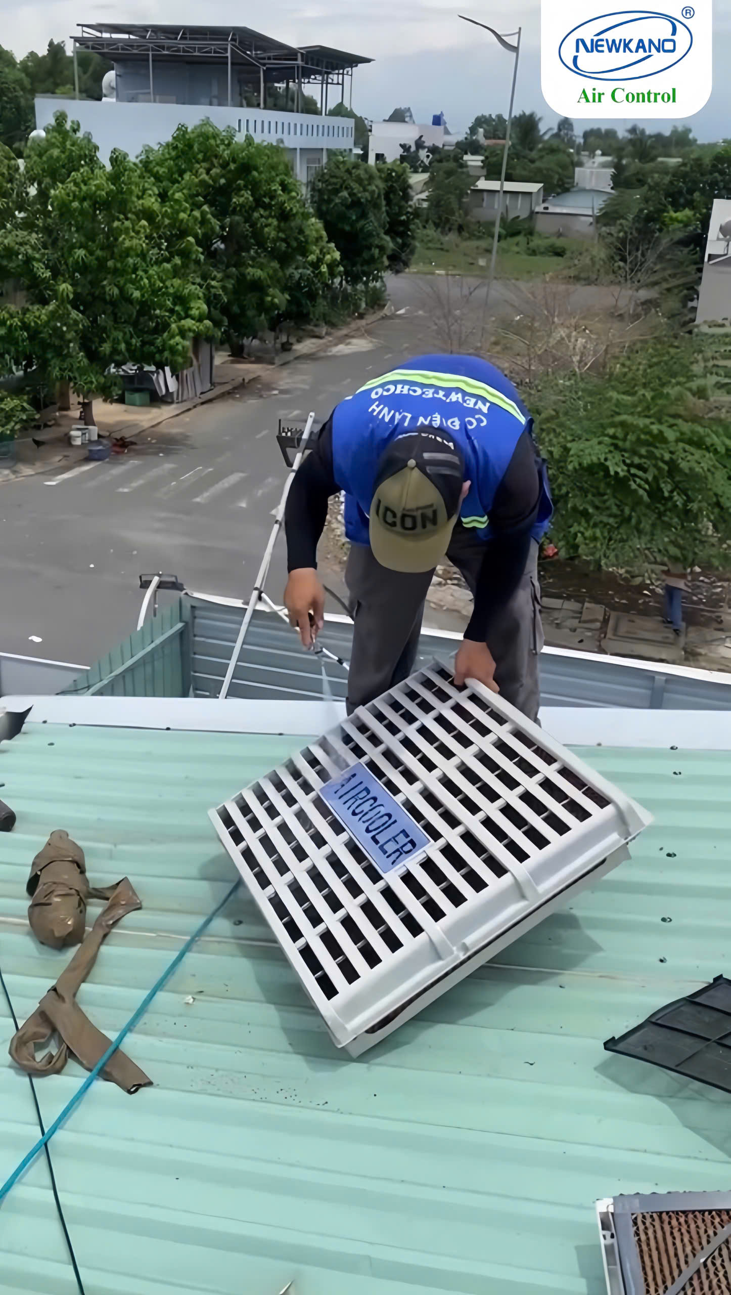 Vệ sinh tấm cooling pad